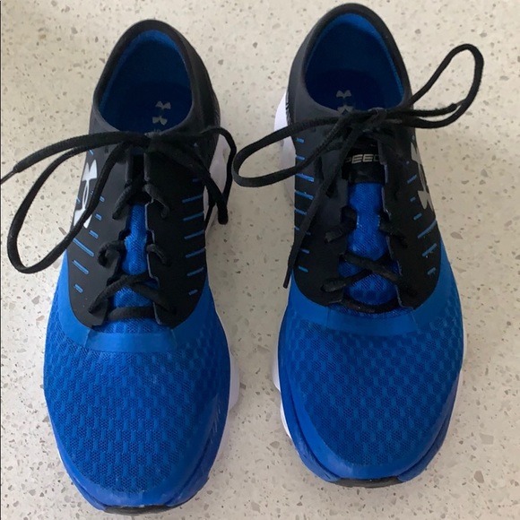 under armor men's black sneakers